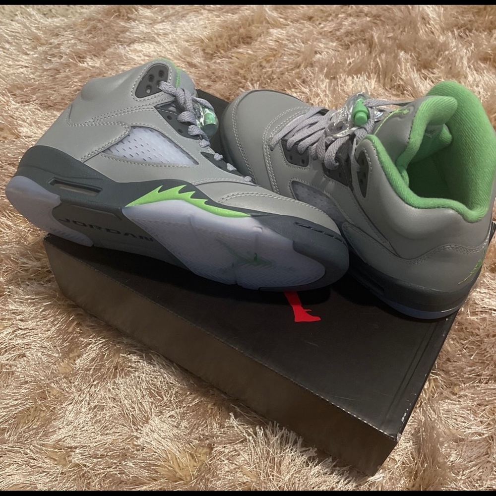 Green and Gray Reflective Air Jordan (Size 4.5Y)